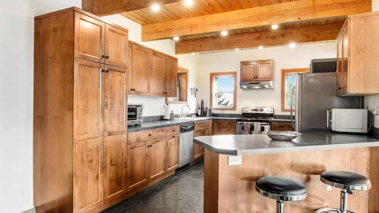 Photo of Kitchen in Hyak