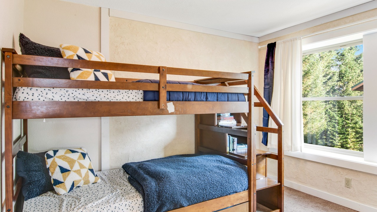 Photo of Bedroom in Hyak