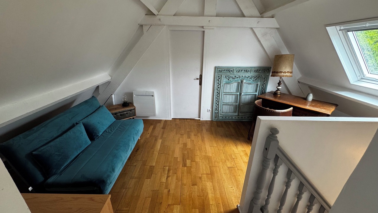 Photo of Livingroom in Saint-Martin-des-Champs