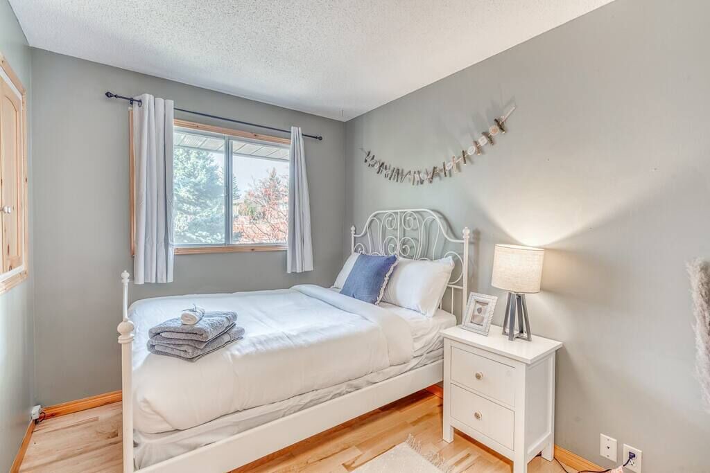 Photo of Bedroom in Northwest Calgary