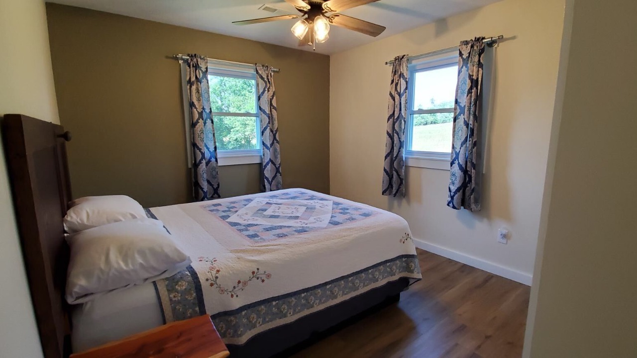 Photo of Bedroom in Hardin County