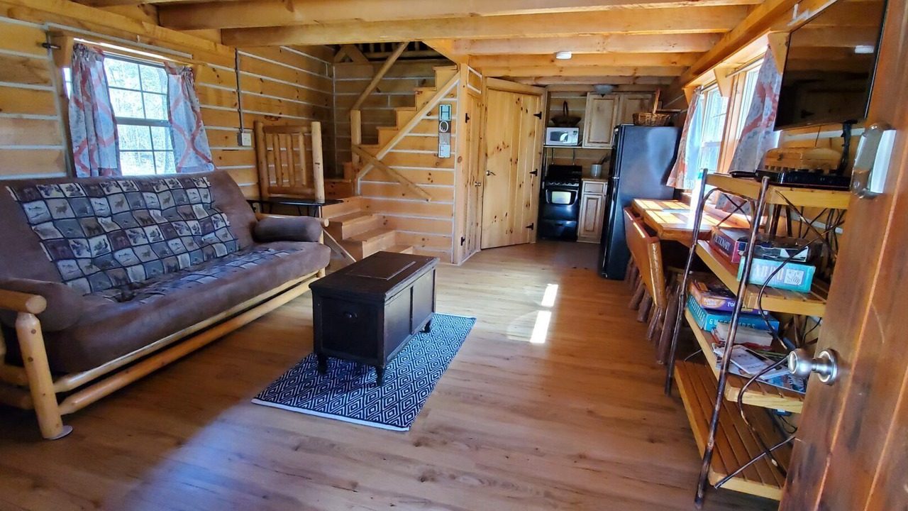 Photo of Livingroom in Hardin County