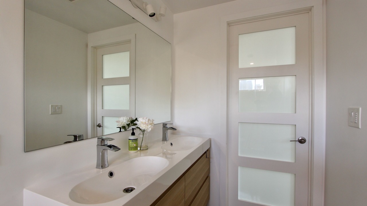 Photo of Bathroom in Humber Bay