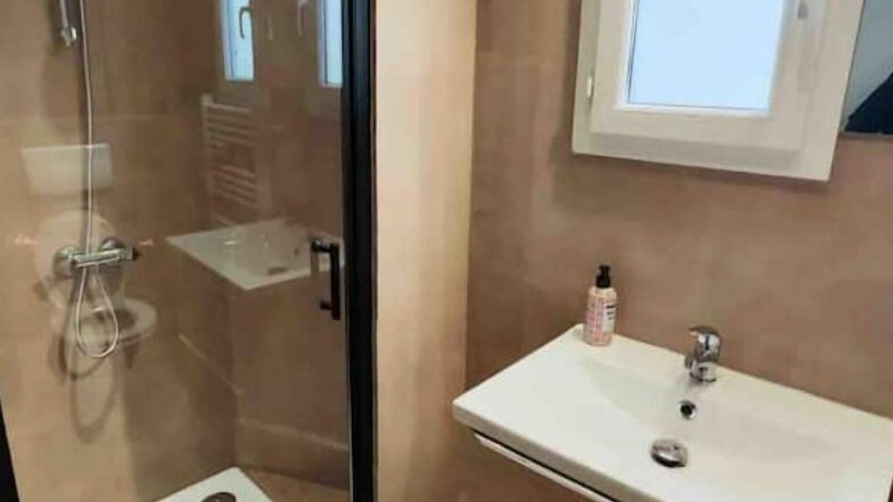 Photo of Bathroom in Dijon Centre Ville