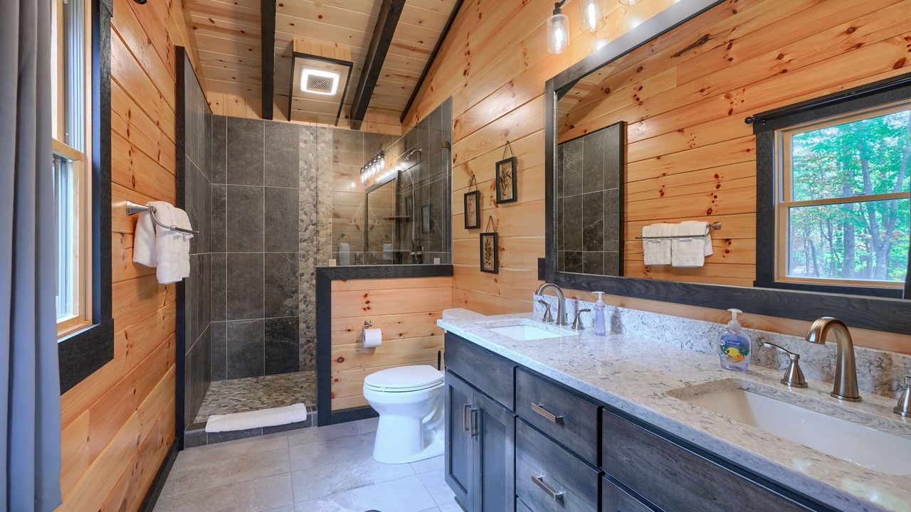 Photo of Bathroom in Logan