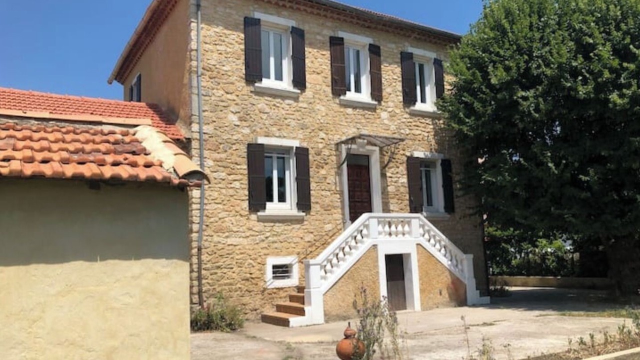 Photo of Outdoor in Pont-Saint-Esprit
