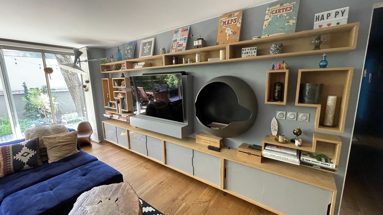 Photo of Livingroom in Combat