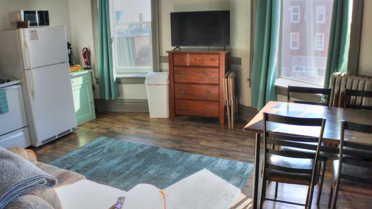 Photo of Livingroom in South Range