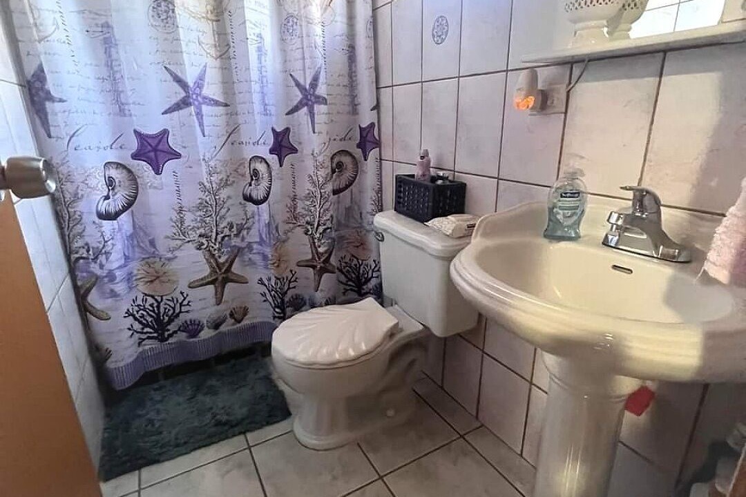 Photo of Bathroom in Pole Ojea