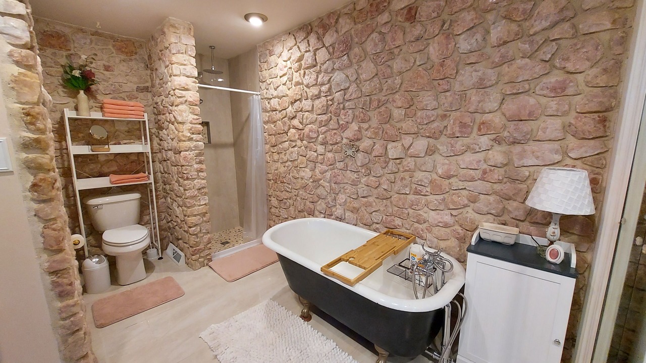Photo of Bathroom in Cherokee Village
