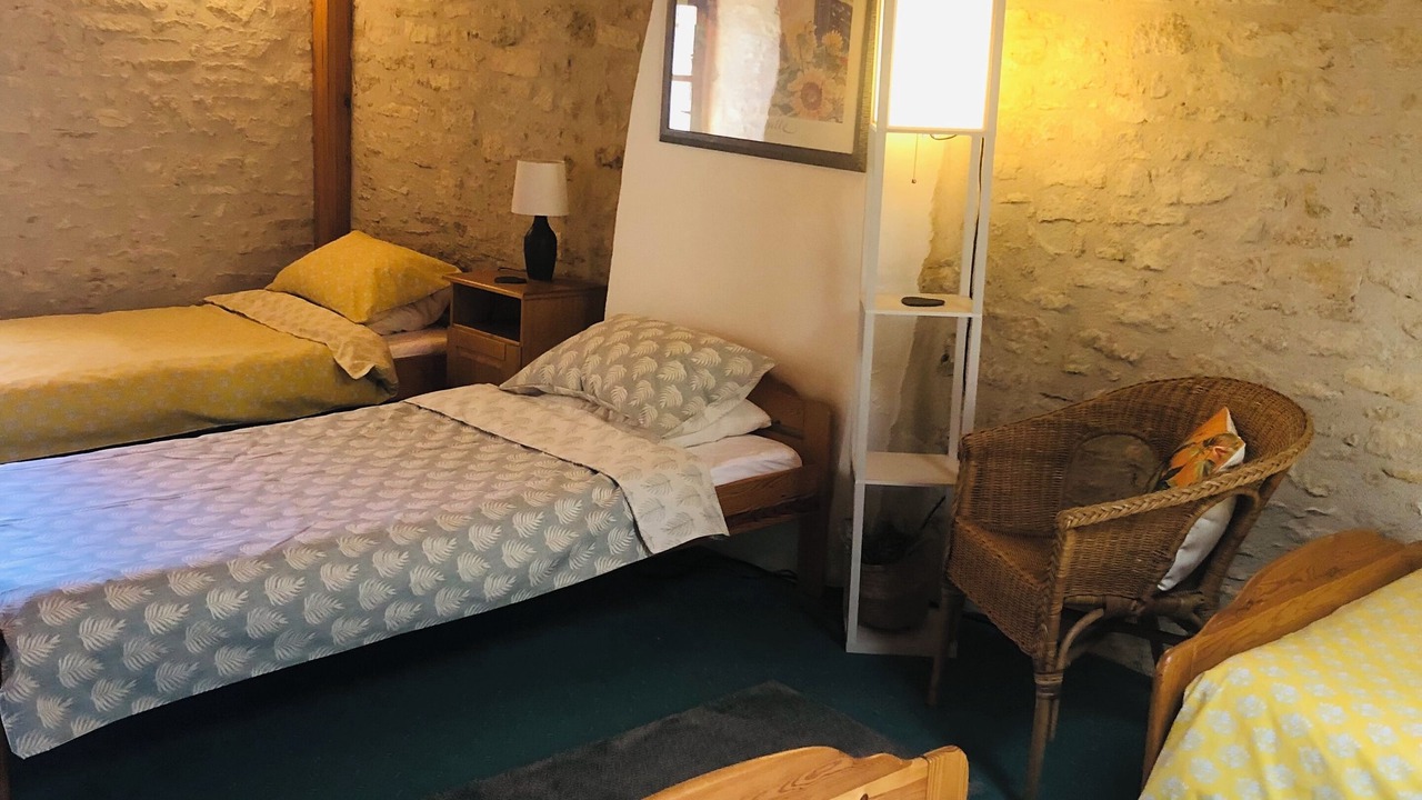 Photo of Bedroom in Migron