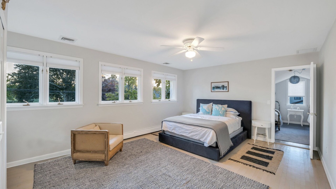 Photo of Bedroom in Southold
