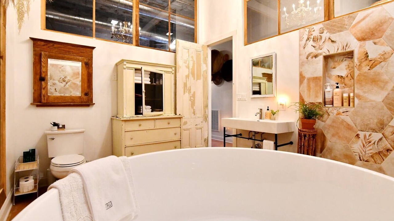 Photo of Bathroom in Perry