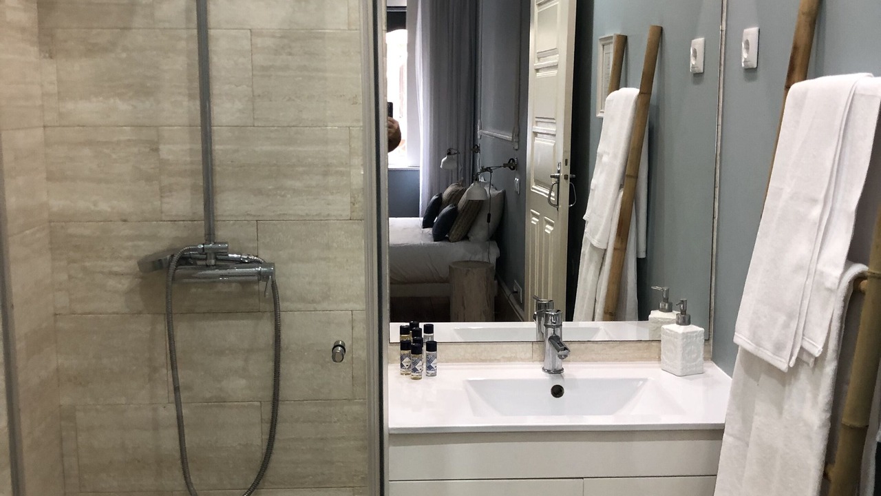 Photo of Bathroom in Leixões