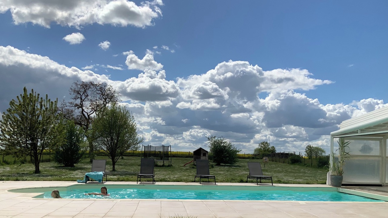 Photo of Outdoor in Maslives