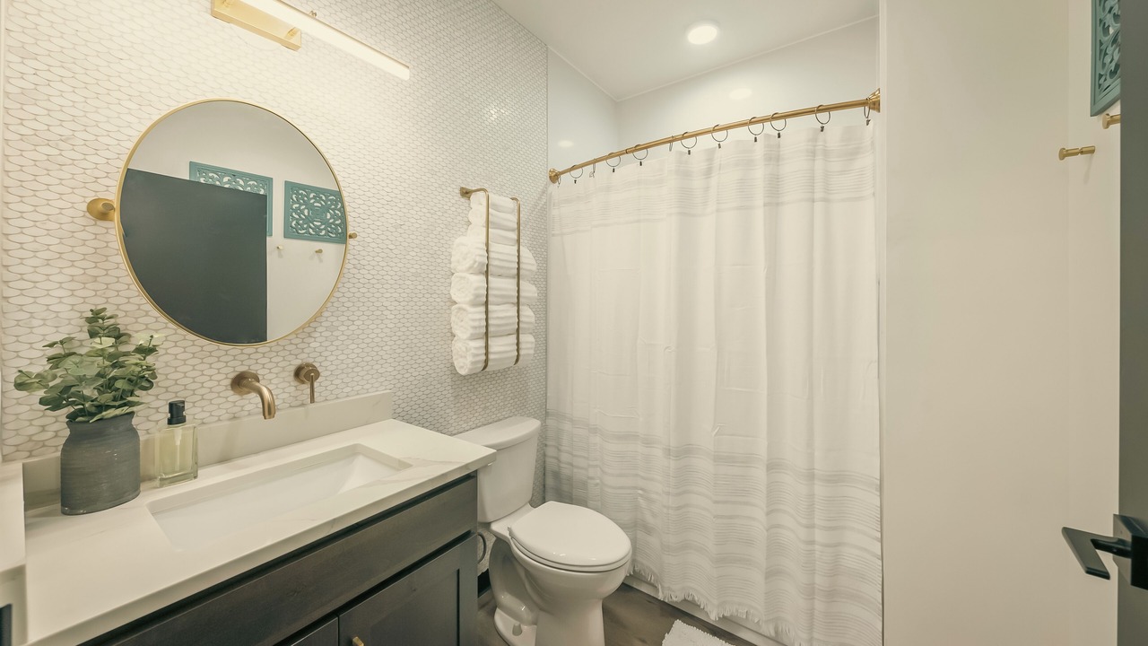 Photo of Bathroom in Logan