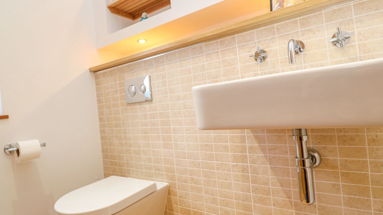 Photo of Bathroom in Dobwalls