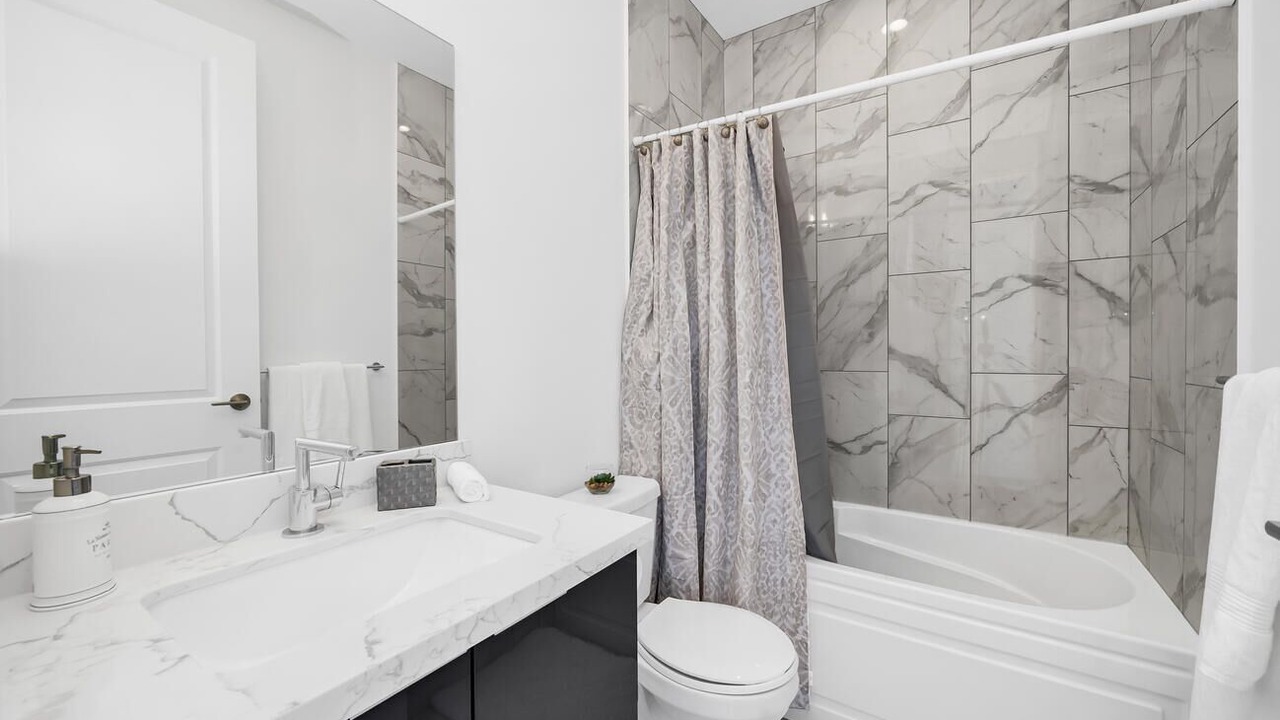 Photo of Bathroom in Humber Bay