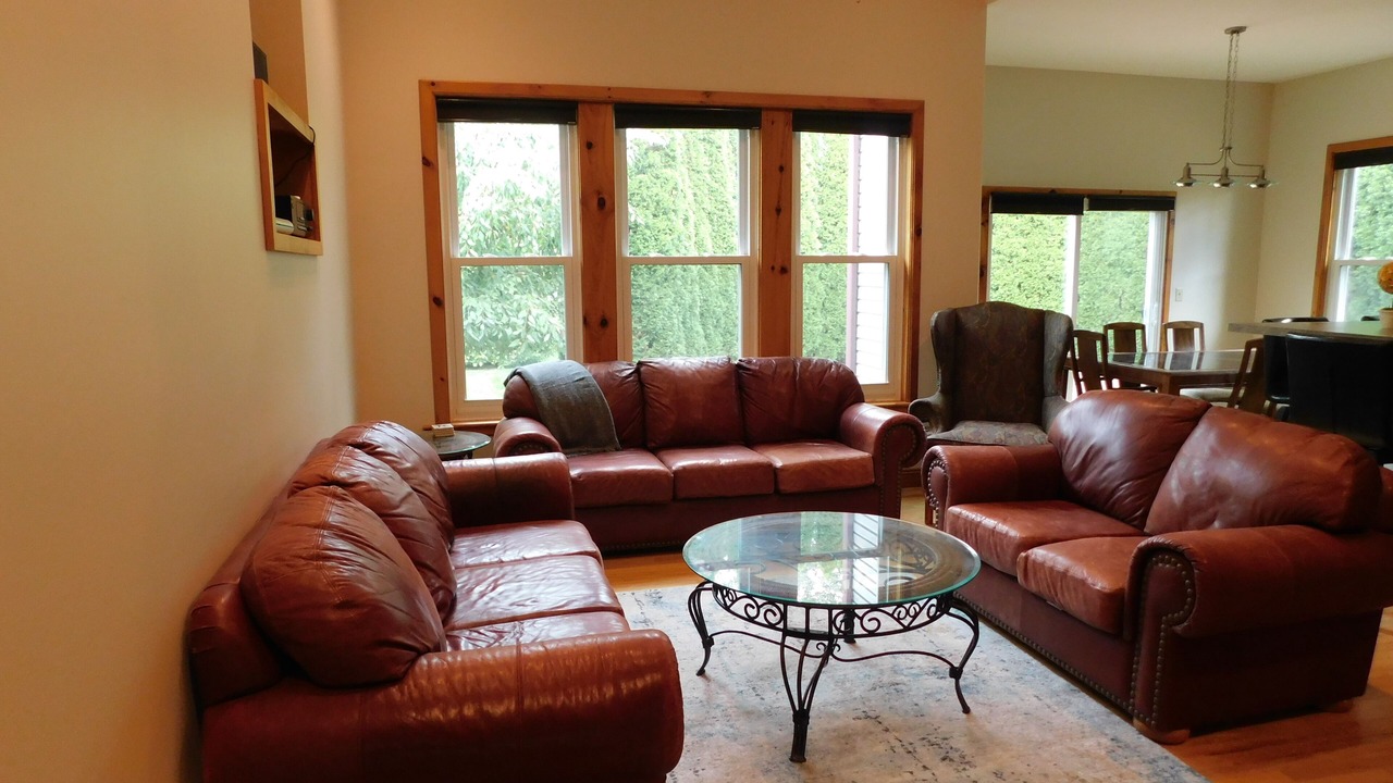 Photo of Livingroom in Birch Run Township