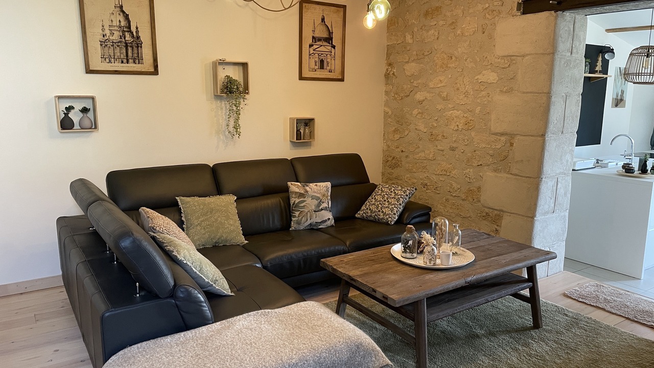 Photo of Livingroom in Saint-Michel-de-Fronsac