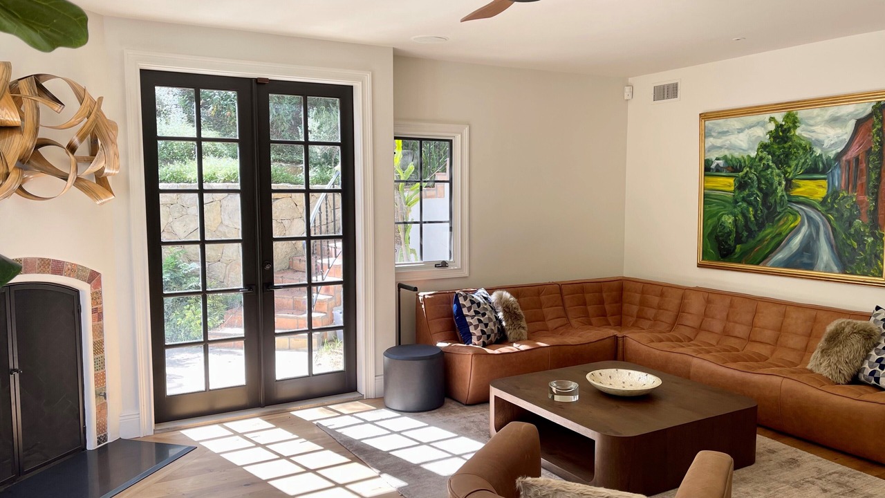 Photo of Livingroom in Toro Canyon