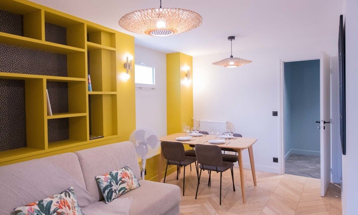 Photo of Livingroom in Quartier de l'Ecole-Militaire