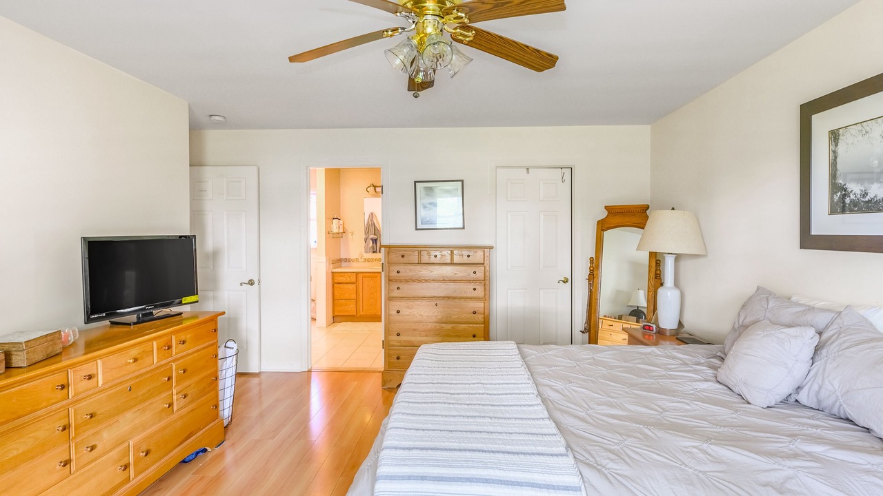Photo of Bedroom in Southold