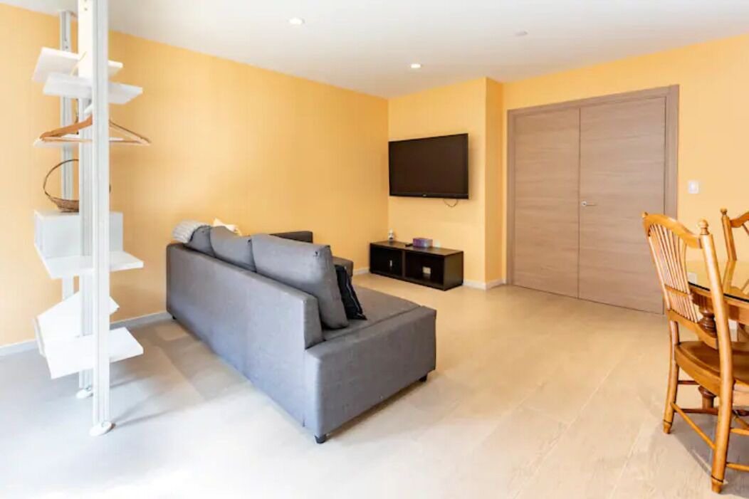 Photo of Livingroom in West Vancouver