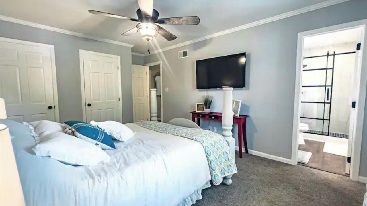 Photo of Bedroom in Greensboro