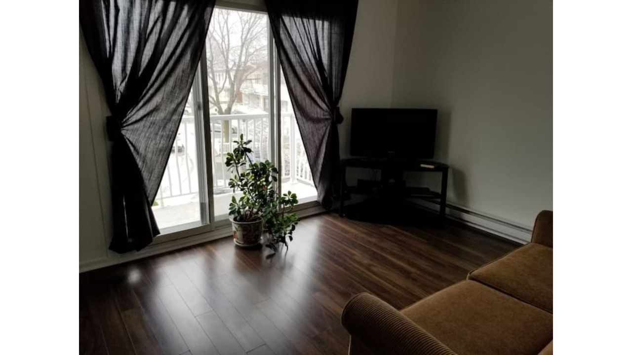Photo of Livingroom in Saint-Leonard