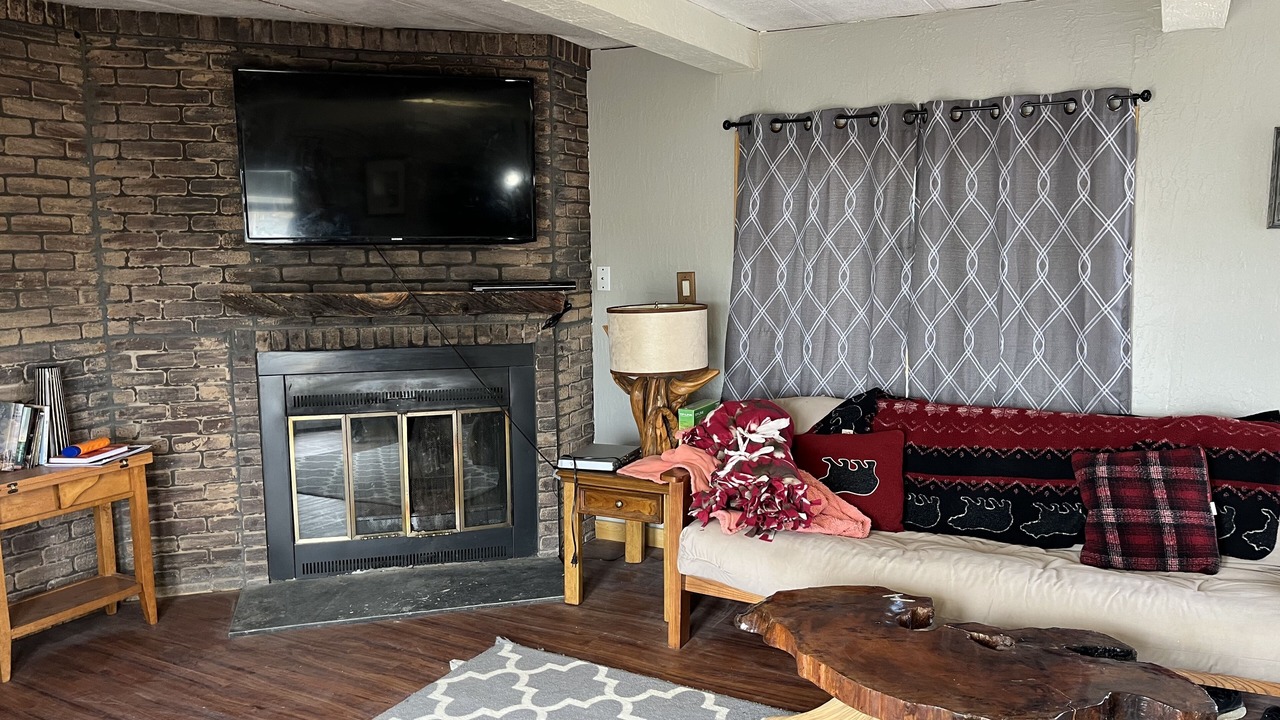 Photo of Livingroom in Roberts