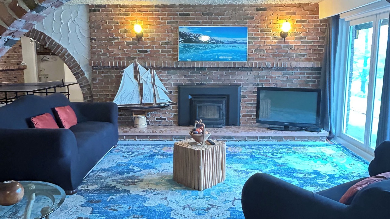 Photo of Livingroom in Cole Harbour