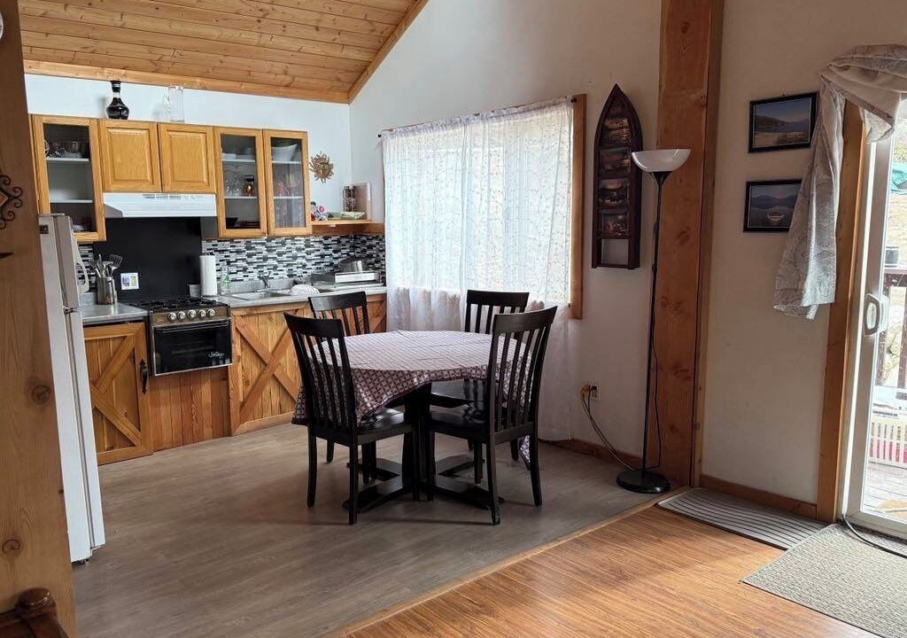 Photo of Kitchen in Central Kootenay