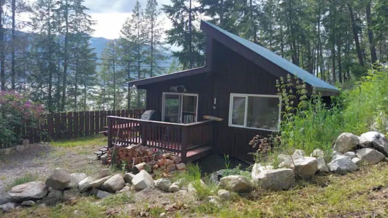 Photo of Patio Balcony in Central Kootenay
