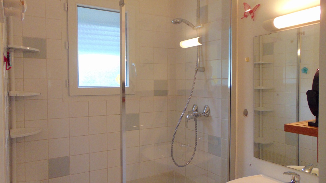 Photo of Bathroom in Saint-Geniez-d'Olt