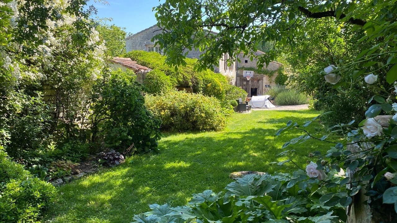 Photo of Outdoor in Echallat