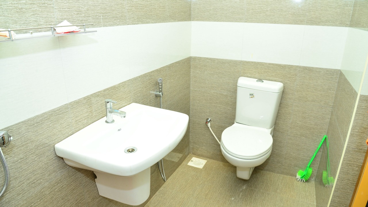 Photo of Bathroom in Muttom
