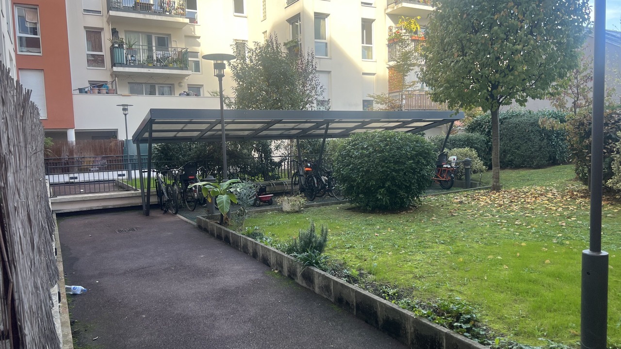 Photo of Others in Saint-Denis