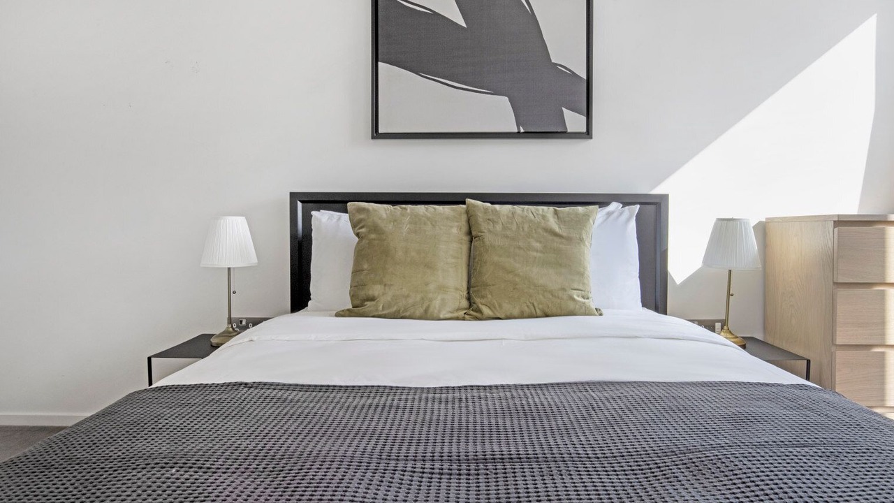 Photo of Bedroom in South Bank