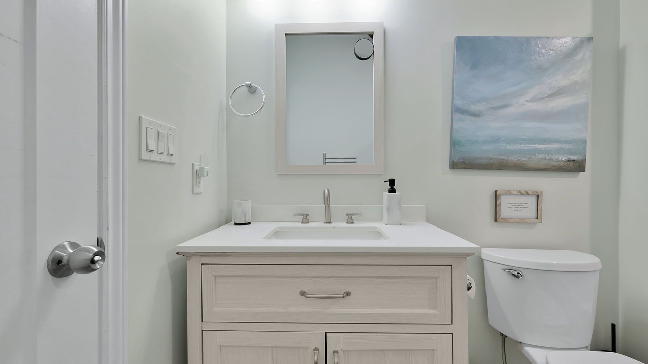 Photo of Bathroom in Long Point