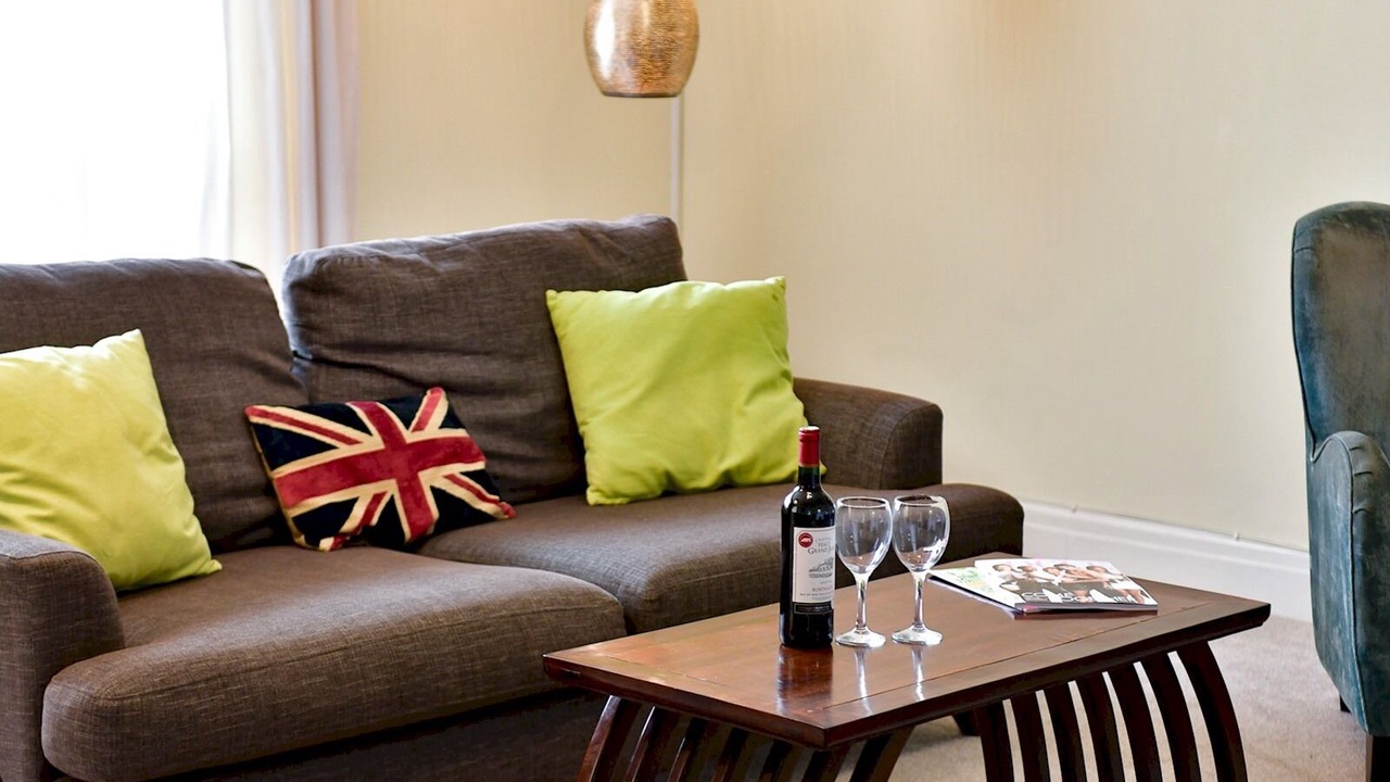 Photo of Livingroom in Barry