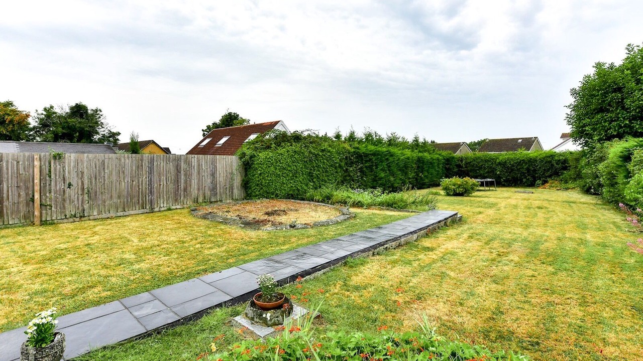 Photo of Outdoor in Barry