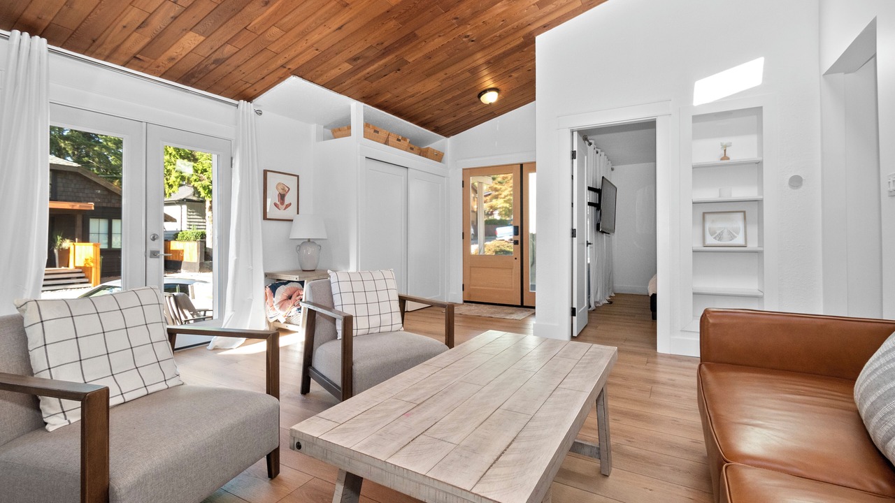 Photo of Livingroom in Cultus Lake