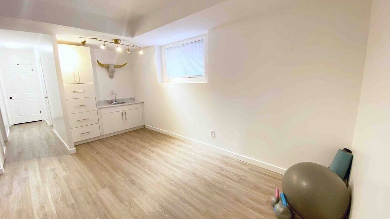 Photo of Others in Northwest Calgary