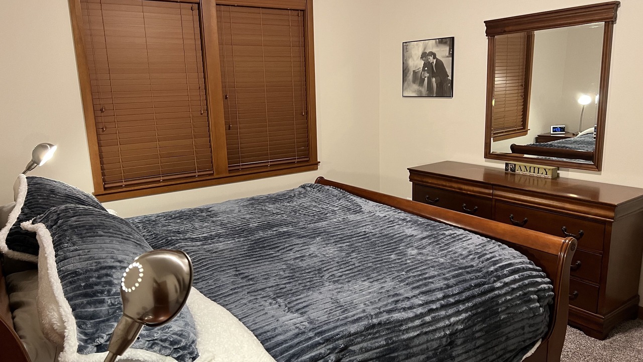 Photo of Bedroom in Lynden