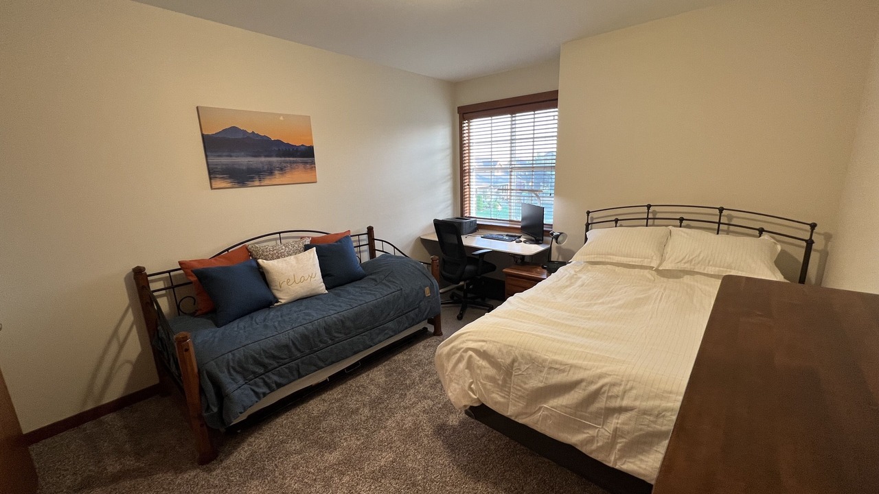 Photo of Bedroom in Lynden