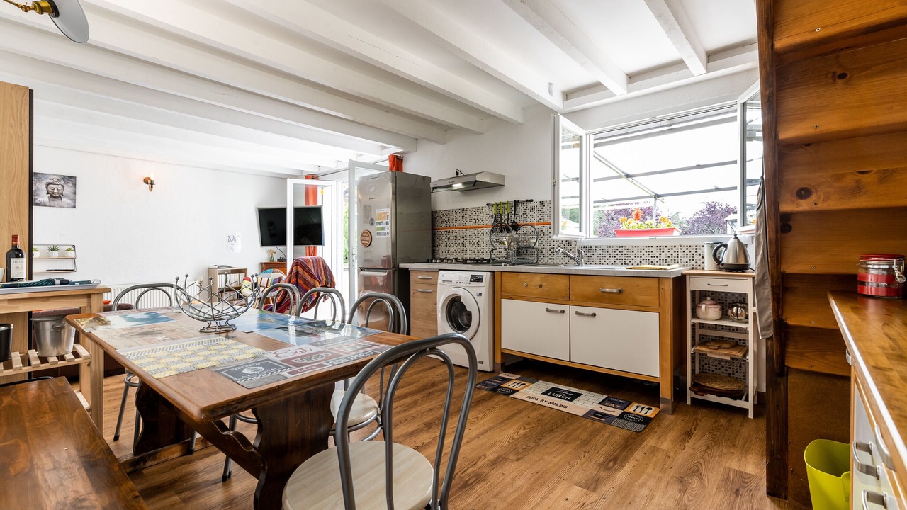 Photo of Kitchen in Lesparre-Medoc