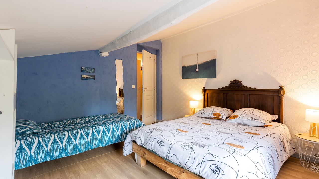 Photo of Bedroom in Lesparre-Medoc