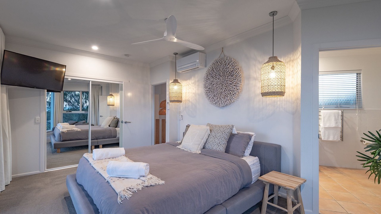 Photo of Bedroom in Castaways Beach