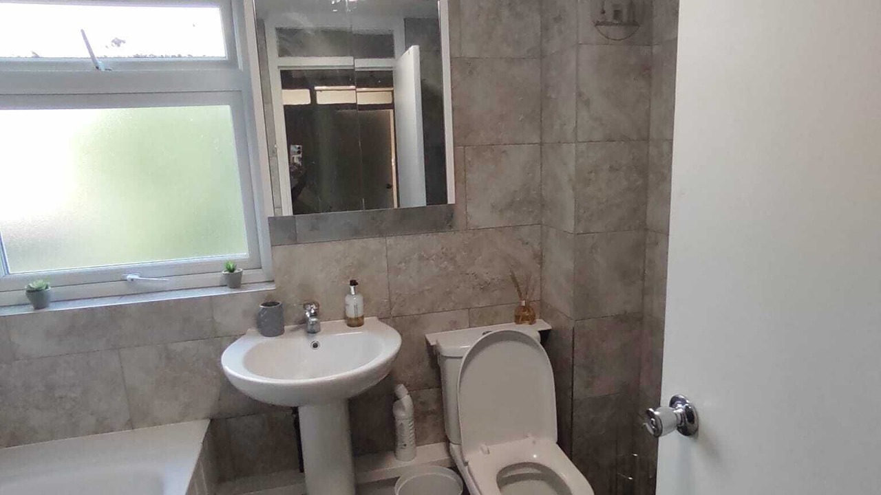 Photo of Bathroom in Southall Green